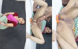 Sexy Desi Bhabhi Shows Nude Body and handjob